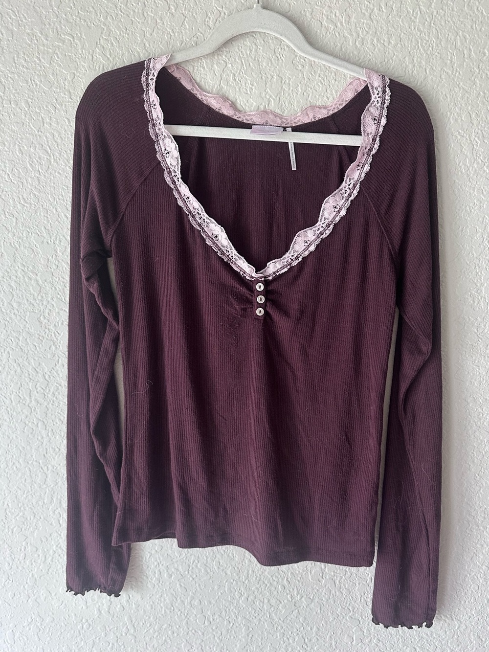 Out From Under XL Plum Ribbed Lace Trim Henley Long Sleeve Top